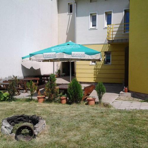 Pajkos Poni Vendeghaz Hotel Miskolc Eksteriør billede