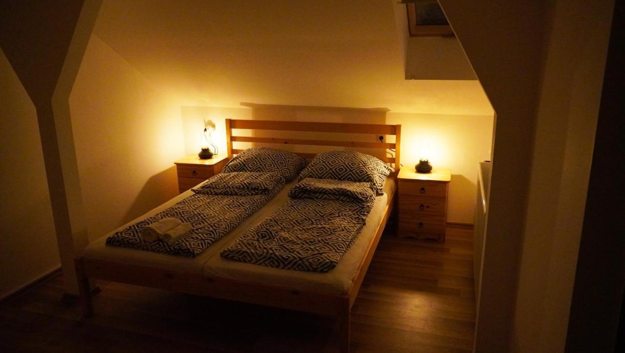 Pajkos Poni Vendeghaz Hotel Miskolc Eksteriør billede