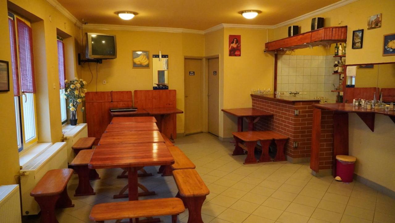 Pajkos Poni Vendeghaz Hotel Miskolc Eksteriør billede